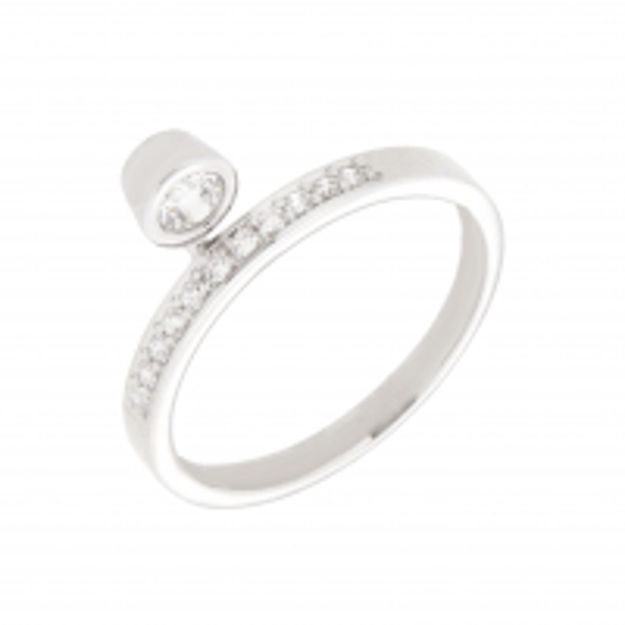 Hvitt gull ring cubic zirconia heng