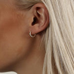 Amsterdam small ring ear 15mm plain gold